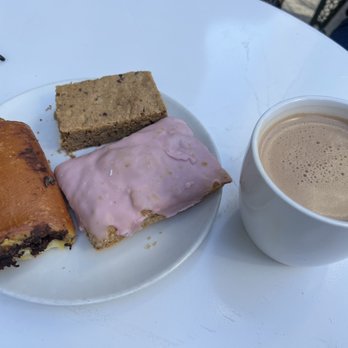 Flour Bakery + Cafe - Bakeries Near Me - Boston, Massachusetts