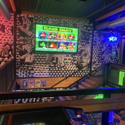 UP-DOWN MILWAUKEE - Updated July 2025 - 129 Photos & 128 Reviews - 615 ...