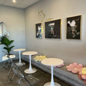 Moomo Tea - Inside - Bubble Tea Near Me - Sunnyvale, California Moomo Tea - Inside - Bubble Tea Near Me - Sunnyvale, California