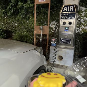 Smith's Bakeries - Smith's smiley face cookies and Sully's Gas Station air pump - Donuts Near Me - Bakersfield, California Smith's Bakeries - Smith's smiley face cookies and Sully's Gas Station air pump - Donuts Near Me - Bakersfield, California