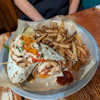 The Fish and The Hog - Chinese chicken wrap - Barbeque Near Me - Kamuela, Hawaii The Fish and The Hog - Chinese chicken wrap - Barbeque Near Me - Kamuela, Hawaii