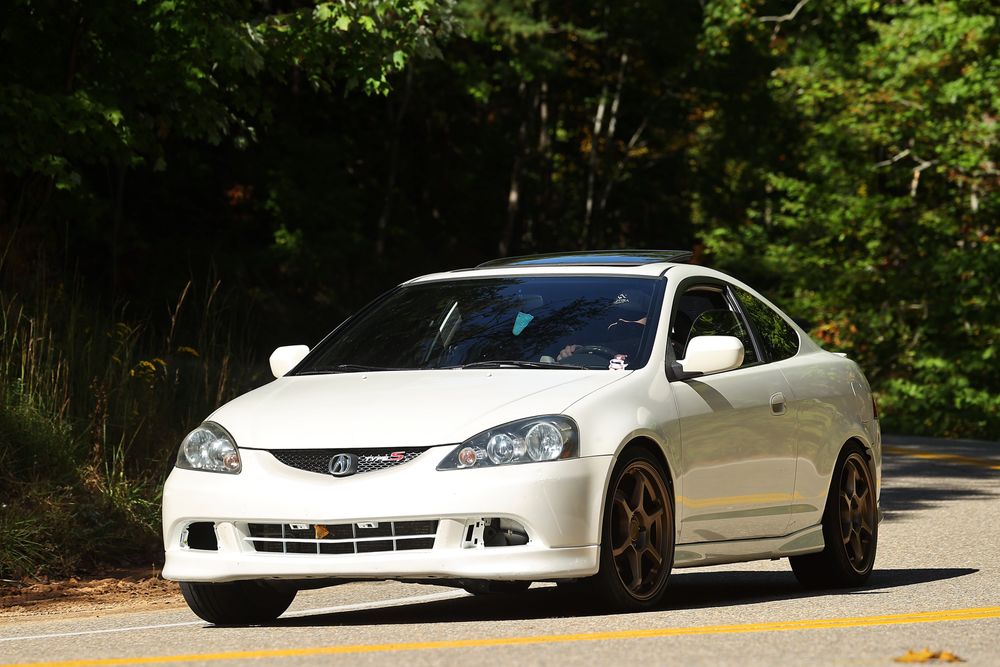 RAW WHEELS & TIRES Updated October 2024 58 Photos 2601 N Broadway