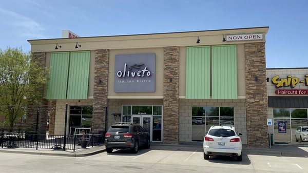 Oliveto Italian Bistro by null