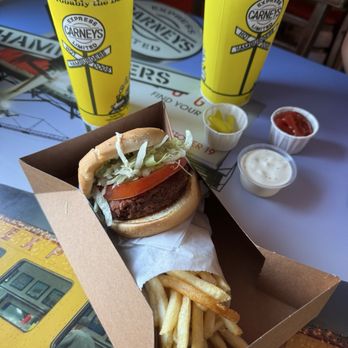 Carney's Restaurant - Hungry Planet Burger - Burgers Near Me - Los Angeles, California Carney's Restaurant - Hungry Planet Burger - Burgers Near Me - Los Angeles, California