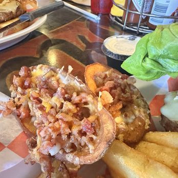 The Draft - BEST POTATO SKINS EVER - Chicken Wings Near Me - Oceanside, California