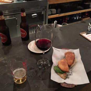 Ovejas Negras - The beginning of the afternoon feast. - Tapas Bars Near Me - Seville, SE
