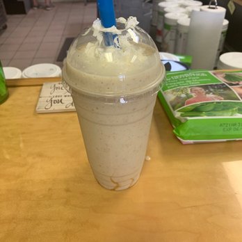 The Wooden Straw - Bananas Foster Shake - Juice Bars & Smoothies Near Me - Georgetown, Kentucky