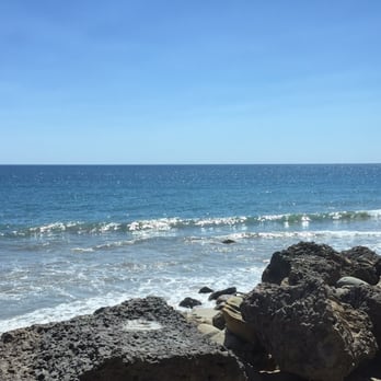 Duke's Malibu - New American Near Me - Malibu, California