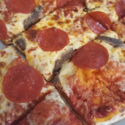 Napoli Pizza - Pep and 'chovie excellence!