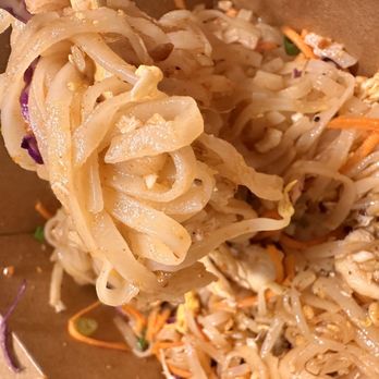 SaBai on Jefferson - Dry pad Thai.. no sauce - Thai Near Me - Pensacola, Florida