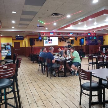 Los Portales - Friday night crowd, before the floor is cleared for the music. - New Mexican Cuisine Near Me - Inver Grove Heights, Minnesota Los Portales - Friday night crowd, before the floor is cleared for the music. - New Mexican Cuisine Near Me - Inver Grove Heights, Minnesota