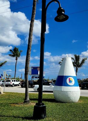 300 N Beach Rd by null