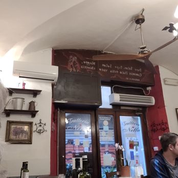 Trattoria Nella - Interior of the restaurant - Tuscan Near Me - Florence, FI