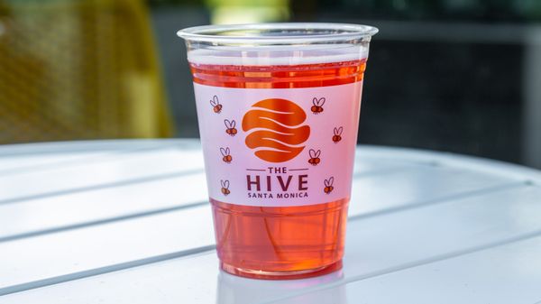 The Hive Superfood Eats & Organic Cafe - Santa Monica by null