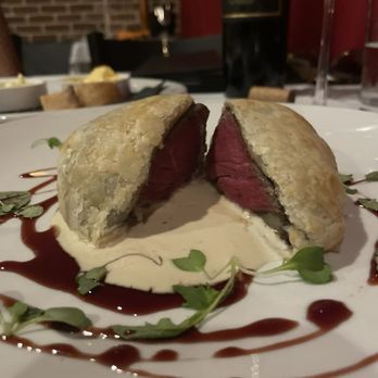 Parlor House Bistro - Beef Wellington - New American Near Me - Dunedin, Florida