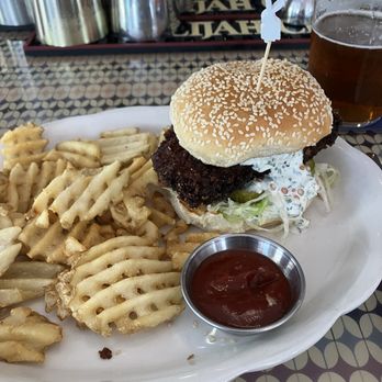 Bunny's Buckets & Bubbles - Fish sandwich - Chicken Shop Near Me - Baltimore, Maryland Bunny's Buckets & Bubbles - Fish sandwich - Chicken Shop Near Me - Baltimore, Maryland