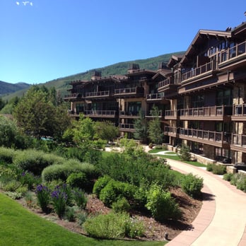 Manor Vail Lodge - Manor Vail Building - Hotels Near Me - Vail, Colorado