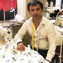 Silk Tailor - Business owner Mobaser Suyar.