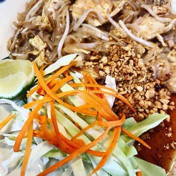 Hot Pink Thai Cuisine - Chicken Pad Thai - Thai Near Me - Albuquerque, New Mexico Hot Pink Thai Cuisine - Chicken Pad Thai - Thai Near Me - Albuquerque, New Mexico