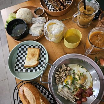 Sapha Kafae - Sunday Brunch - Cafes Near Me - Sacramento, California Sapha Kafae - Sunday Brunch - Cafes Near Me - Sacramento, California