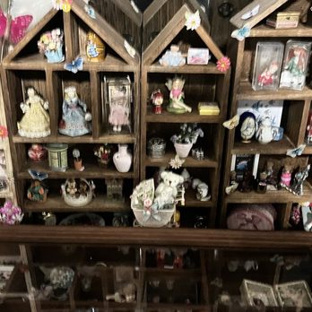 My Doll's House - These are some of my miniature collection Most pieces from My Dollhouse - Hobby Shops Near Me - Torrance, California My Doll's House - These are some of my miniature collection Most pieces from My Dollhouse - Hobby Shops Near Me - Torrance, California