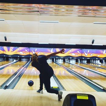 AMF Mt. Lebanon Lanes - Bowling Near Me - Pittsburgh, Pennsylvania