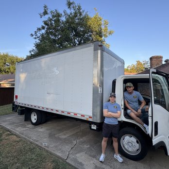 Zilomoving - Our family moving team is ready to help make your move easy, comfortable, and stress-free. Proudly serving Dallas-Fort Worth! - Movers Near Me Zilomoving - Our family moving team is ready to help make your move easy, comfortable, and stress-free. Proudly serving Dallas-Fort Worth! - Movers Near Me