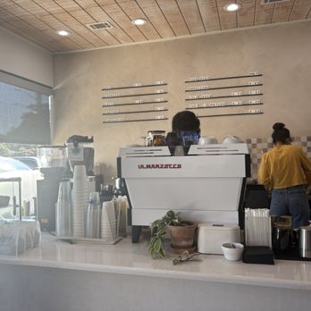 Steady Coffee - Inside - Coffee & Tea Near Me - Jacksonville, Florida