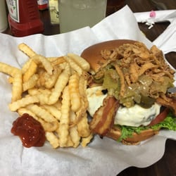 Sugar Creek Grill - Mad sugar creek burger