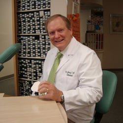 Jerry S. Redd, DDS - Orthodontic Specialist - We offer a complete range of orthodontic treatment options- from traditional braces to Invisalign.