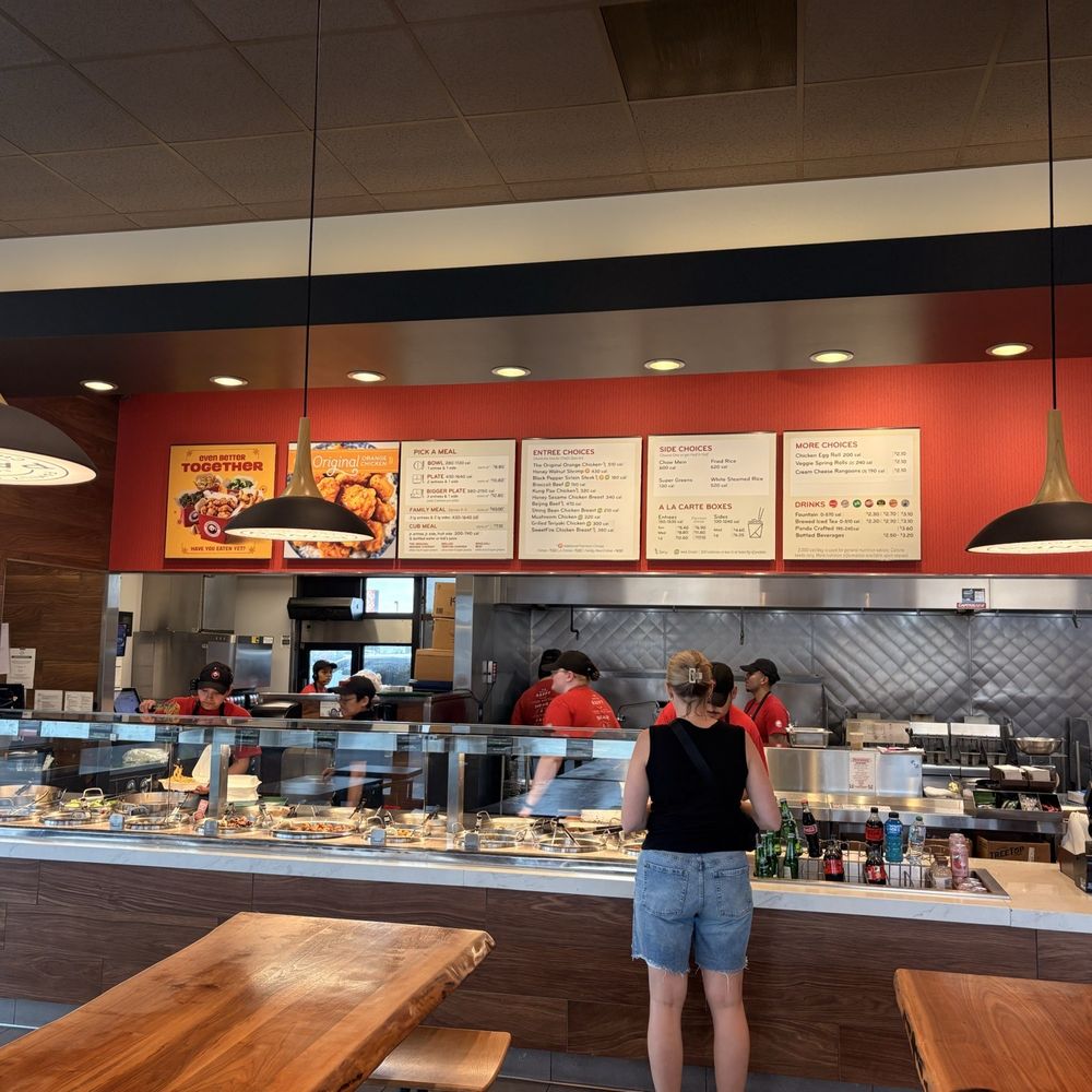 Panda Express - So many employees - Chinese Near Me - Hermiston, Oregon Panda Express - So many employees - Chinese Near Me - Hermiston, Oregon