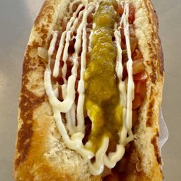 Hot dog ($4)