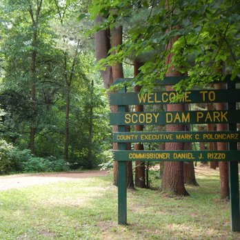 Scoby Dam Park - Sign at the entrance to the park trail. - Hiking Near Me - Springville, New York