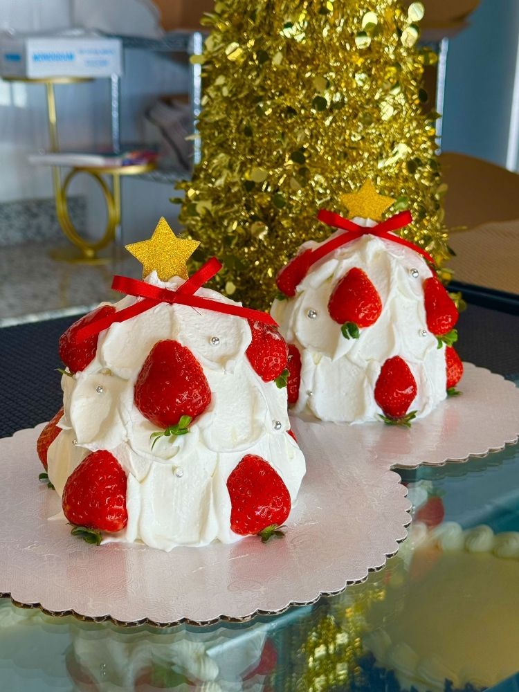 LADYFINGERS CAKES 557 Photos & 89 Reviews 109 Pelton Center Way