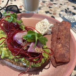 Avocado Toast (v) Avocado Toast (v)