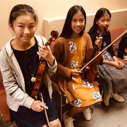 Amabile School of Music - Backstage with our violinists