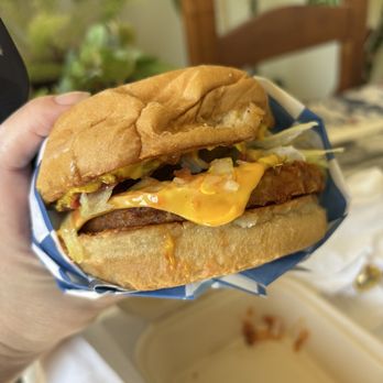 Ez's Burger Deluxe - Garden burger delux - Burgers Near Me - Wenatchee, Washington Ez's Burger Deluxe - Garden burger delux - Burgers Near Me - Wenatchee, Washington