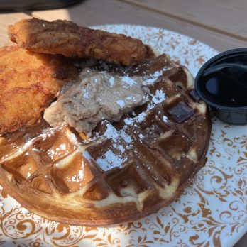 The Worthington - Chicken & Waffles - Sports Bars Near Me - Baltimore, Maryland
