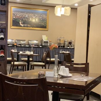 Magna Restaurant - Italian Near Me - Flushing, New York