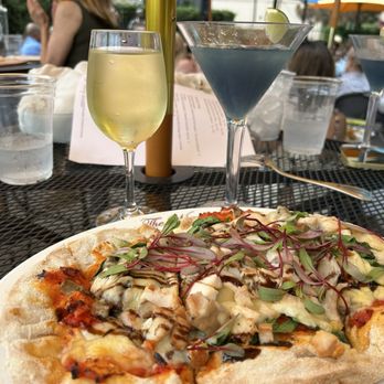 The Whitney - Flatbread, wine, cocktail - New American Near Me - Detroit, Michigan The Whitney - Flatbread, wine, cocktail - New American Near Me - Detroit, Michigan