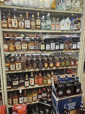 Fifth & Shawnee Discount Liquor