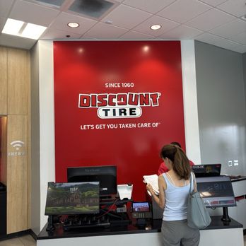 Discount Tire - A slogan that doesn't apply here. - Tires Near Me - Plano, Texas