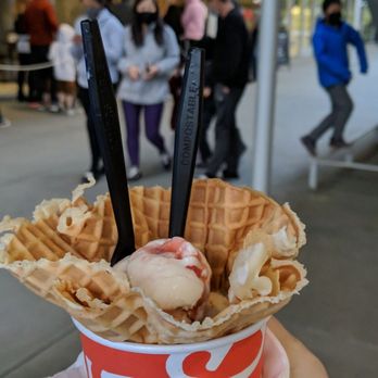 Salt & Straw - Split scoop with a waffle bowl - Ice Cream & Frozen Yogurt Near Me - San Ramon, California Salt & Straw - Split scoop with a waffle bowl - Ice Cream & Frozen Yogurt Near Me - San Ramon, California