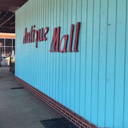 Antique Mall entrance.