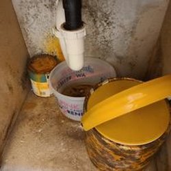 Clayton Country Inn - mold under the sink