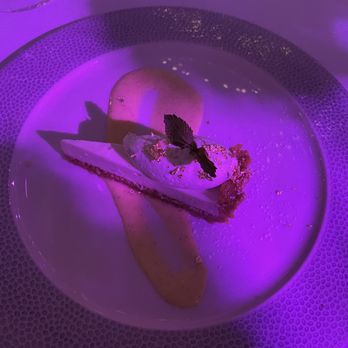 Mademoiselle Raw Bar + Grill - Keylime pie - Live/Raw Food Near Me - Toronto, Ontario