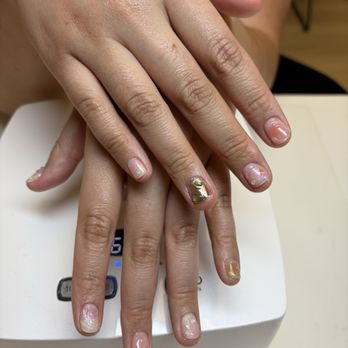 Nail Jam Studio - Spring-themed Structured Gel Set  1st photo - Nail Technicians Near Me - Fullerton, California