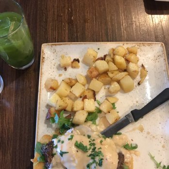 First Watch - Brisket eggs benedict - Breakfast & Brunch Near Me - Tampa, Florida First Watch - Brisket eggs benedict - Breakfast & Brunch Near Me - Tampa, Florida