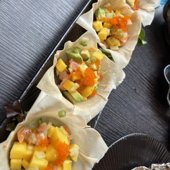 Sushi Payce - Mango salmon salad - Sushi Bars Near Me - Chicago, Illinois