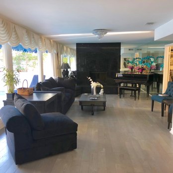 Chimo’s Upholstery - They did an amazing job! - Furniture Reupholstery Near Me - Los Angeles, California Chimo’s Upholstery - They did an amazing job! - Furniture Reupholstery Near Me - Los Angeles, California